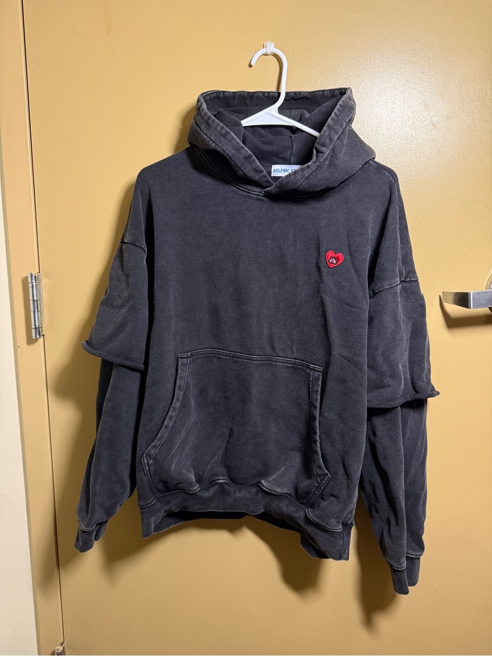 Aelfric Eden Oversized Washed Hoodie with Red Heart Patch Unisex GREY XS